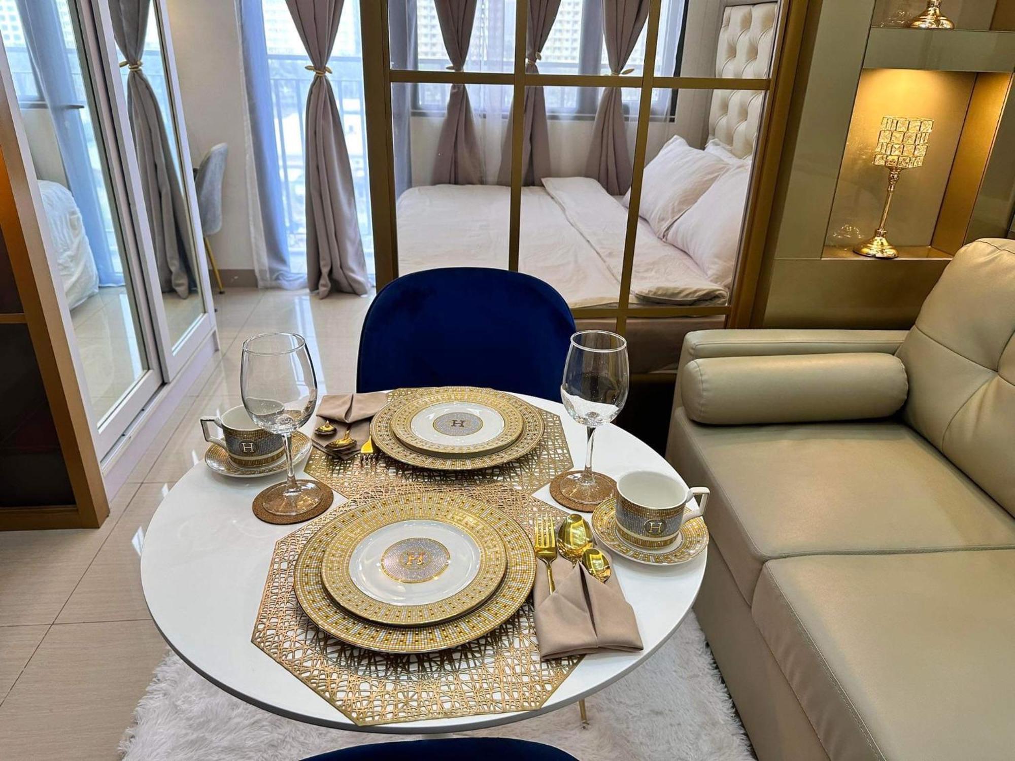 פאסאי Deluxe Suites Razelles 2 At Shore 2 Residences Tower 1 מראה חיצוני תמונה