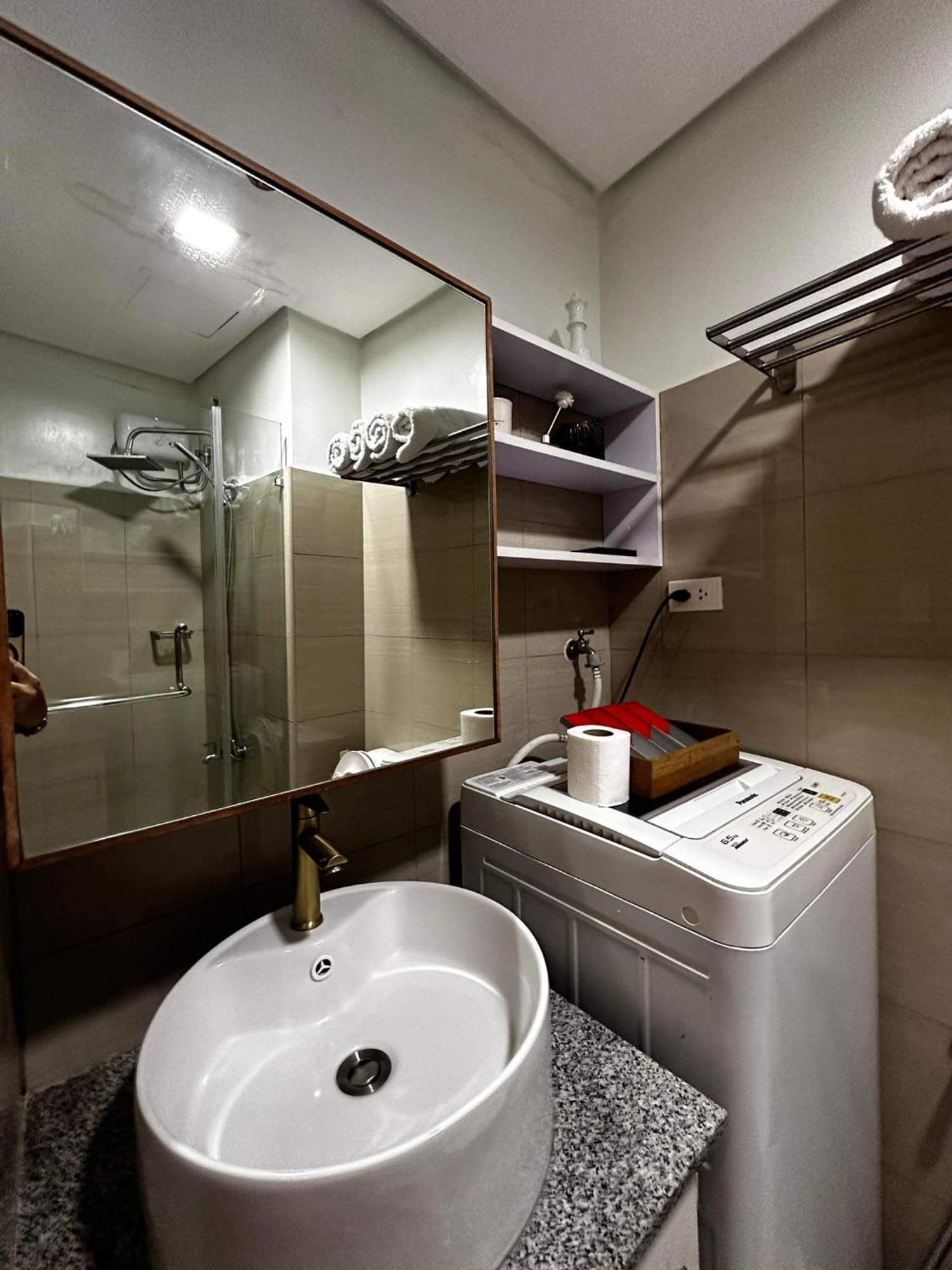 פאסאי Deluxe Suites Razelles 2 At Shore 2 Residences Tower 1 מראה חיצוני תמונה